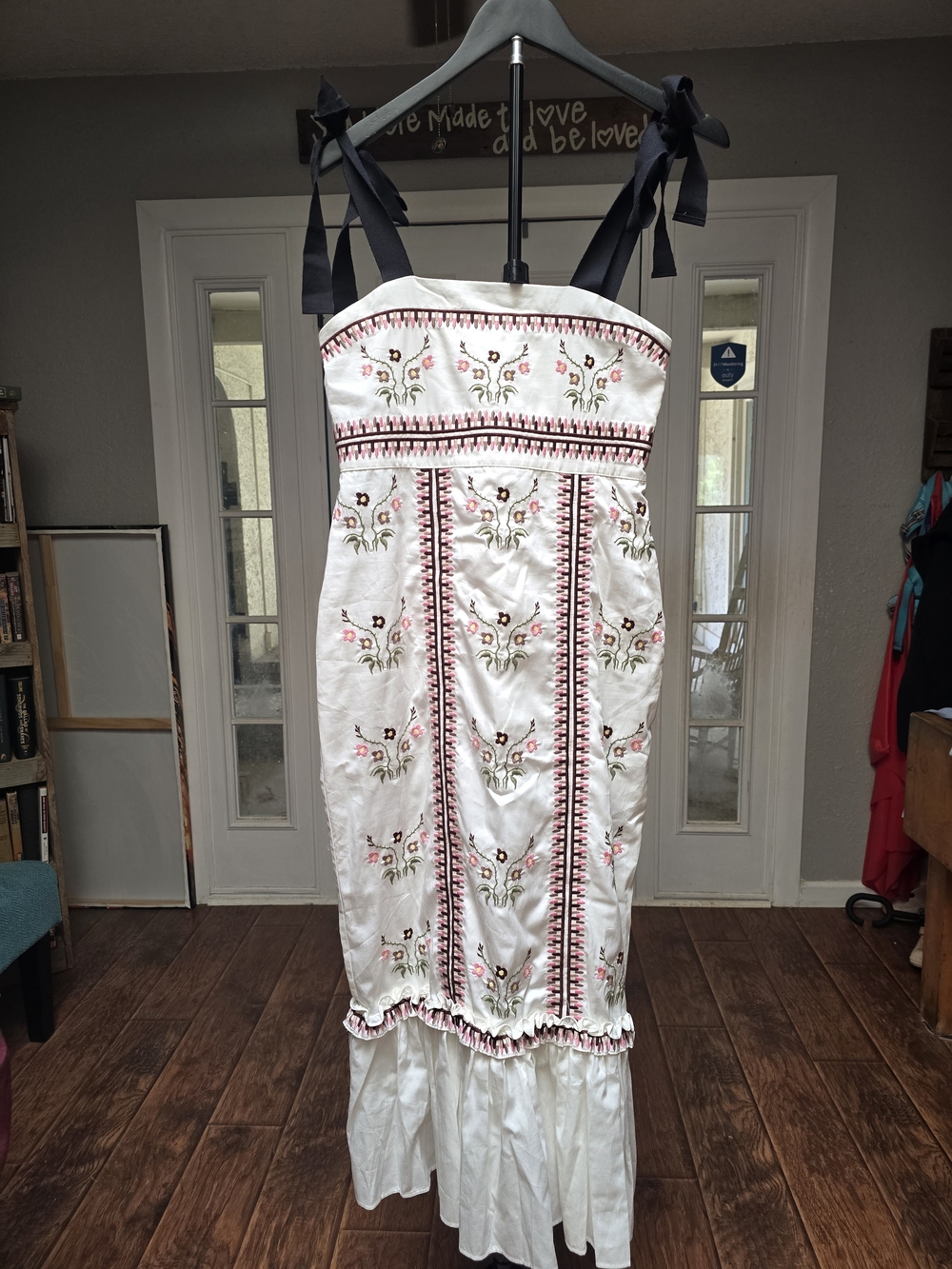 Lug Von Siga Embroidered Midi Dress